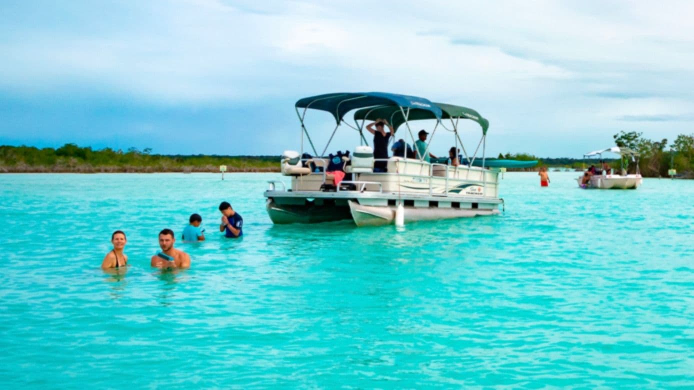 Bacalar Lagoonfront — view 5